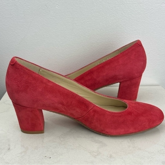 Eric Michael Abby Block Heel Suede Heels - Picture 12 of 12